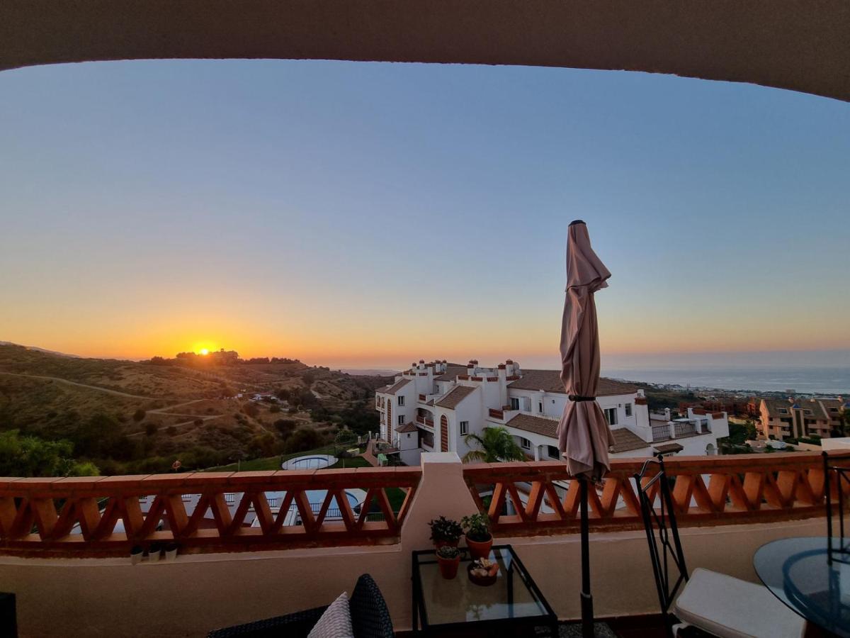 Elegant Apartment With Fantastic Views At The Top Of Calahonda Ситио-де-Калаонда Экстерьер фото